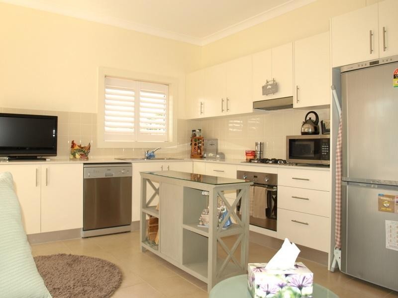 1/141 Mount St, Coogee NSW 2034