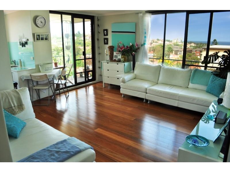 9/110 Coogee Bay Rd, Coogee NSW 2034