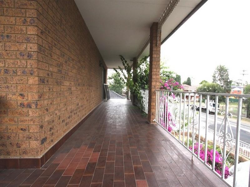 2A Hillcrest Ave, Wiley Park NSW 2195