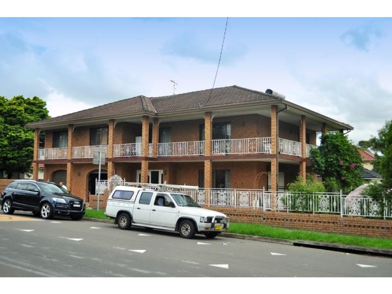 2A Hillcrest Ave, Wiley Park NSW 2195