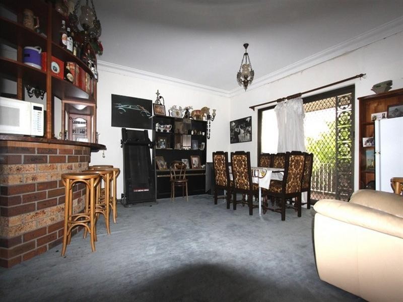 2A Hillcrest Ave, Wiley Park NSW 2195