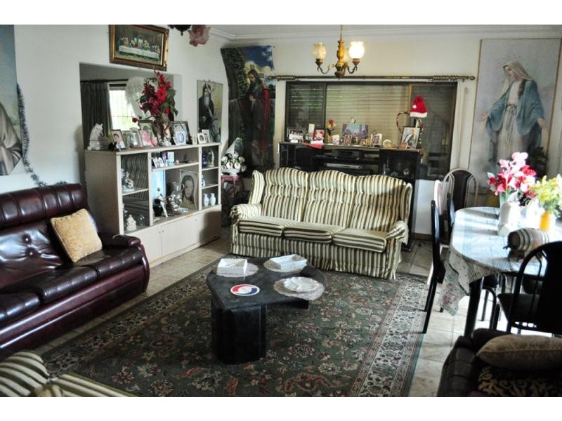 2A Hillcrest Ave, Wiley Park NSW 2195