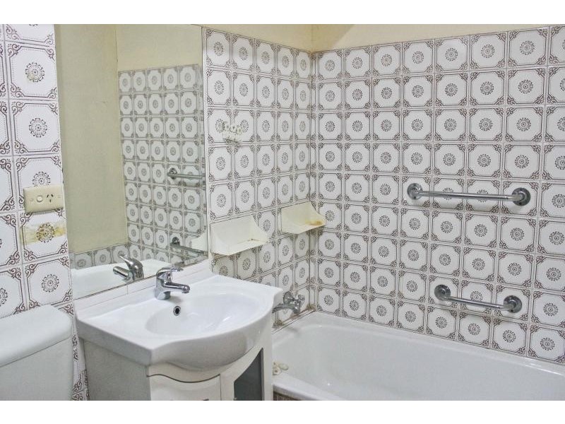 6/27 Raymond St, Bankstown NSW 2200