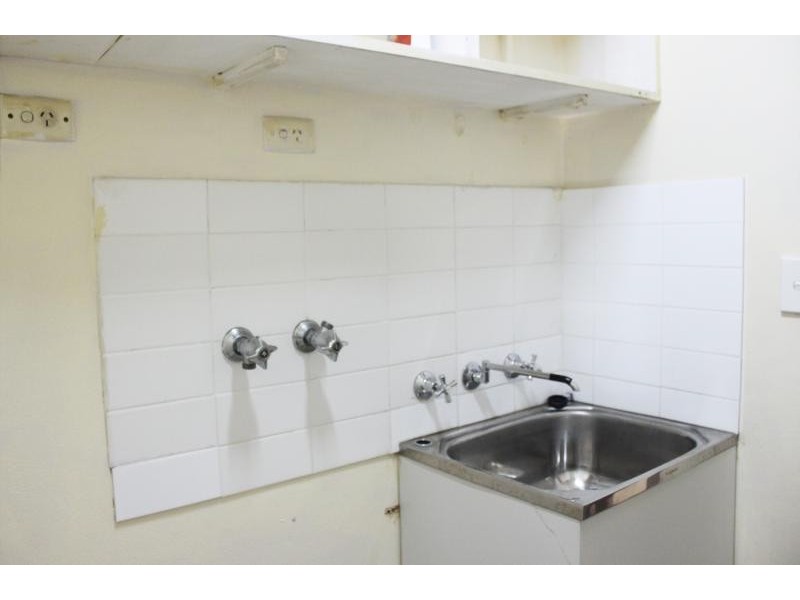 6/27 Raymond St, Bankstown NSW 2200