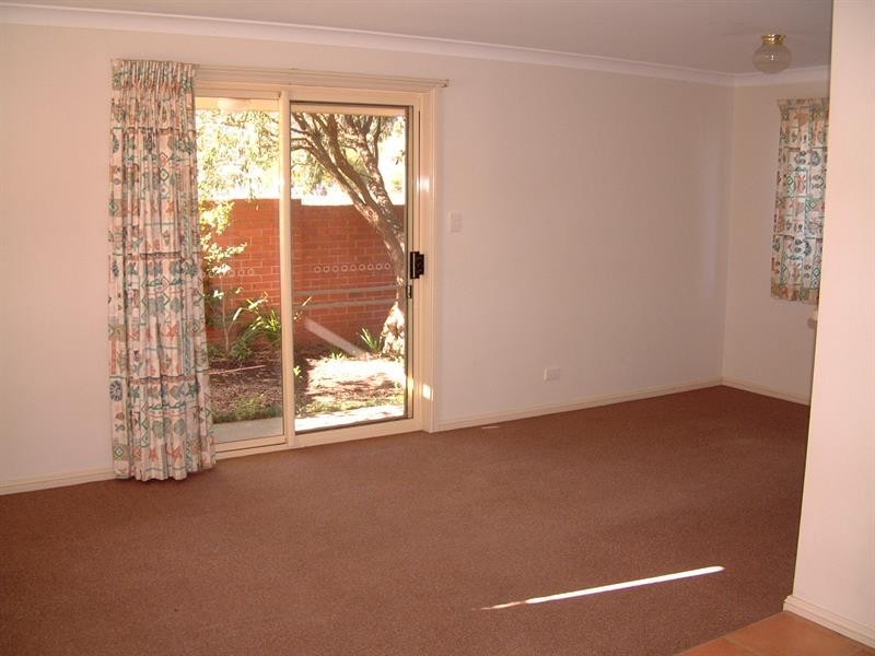 1/49 Macintosh St, Forster NSW 2428