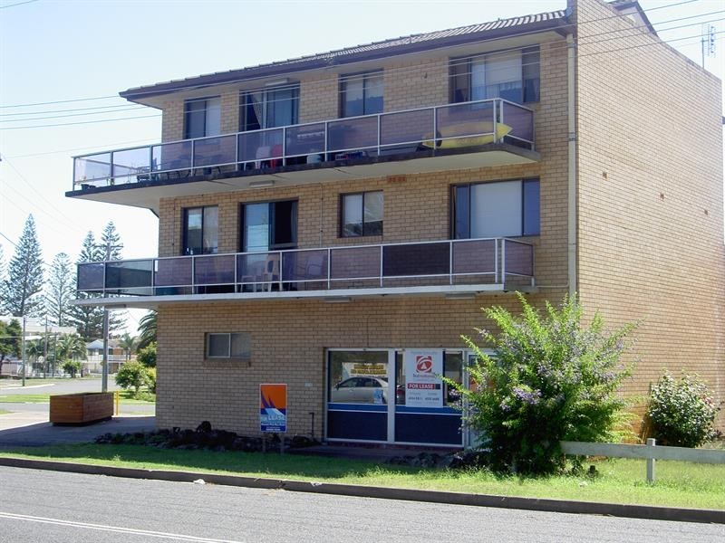 19 Beach St, Tuncurry NSW 2428