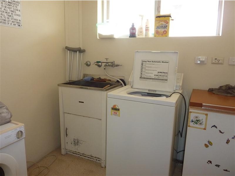 8/15 Lake  St, Forster NSW 2428