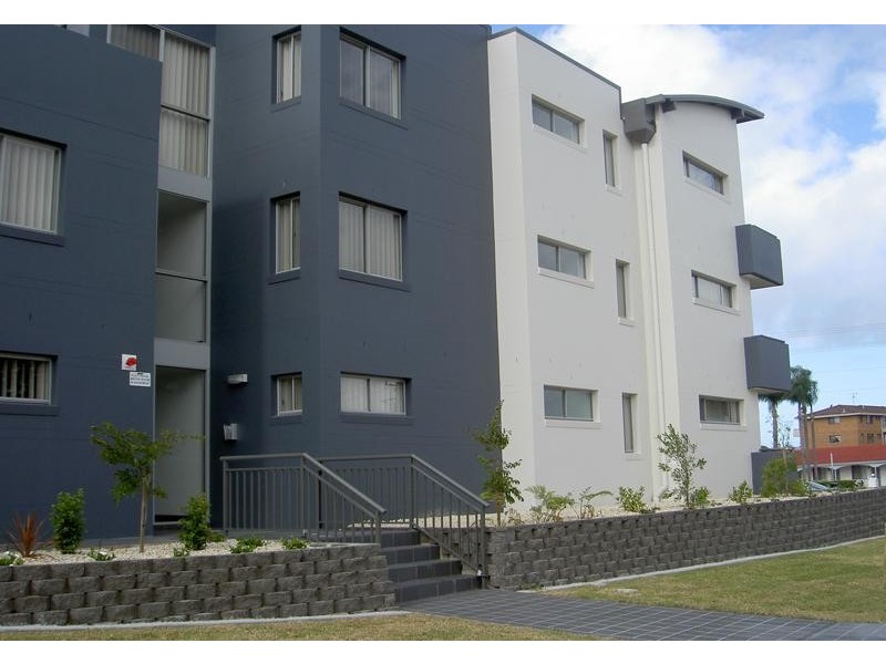 1/126 Manning  St, Tuncurry NSW 2428