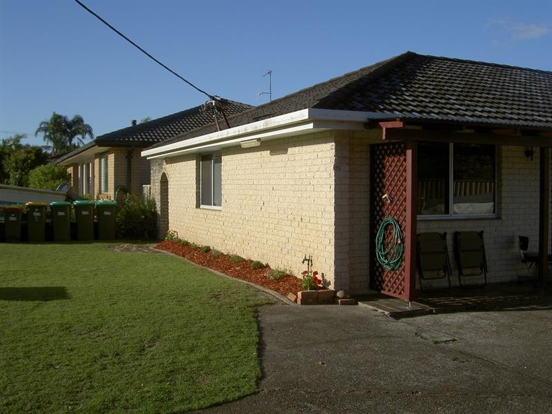 3/7 Short  St, Tuncurry NSW 2428