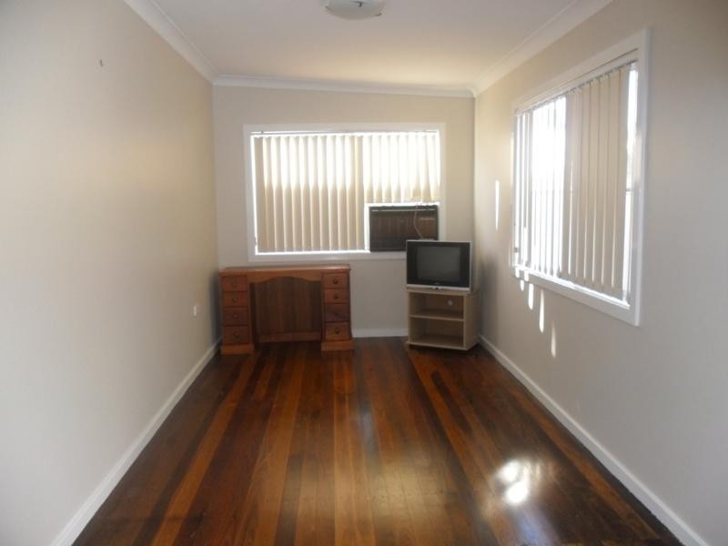 33 Bruce St, Forster NSW 2428