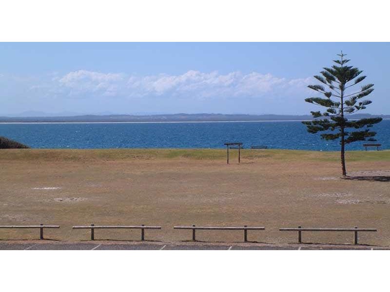 9/88-90  Villa Bianca, Head St, Forster NSW 2428