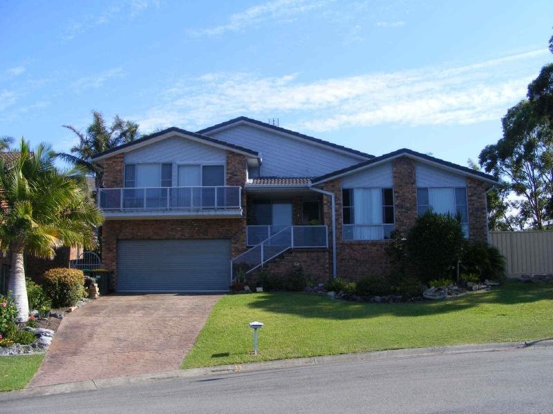 11  Mirita Pl, Forster NSW 2428