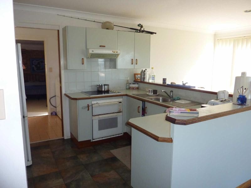 9  Arlington Pl, Forster NSW 2428