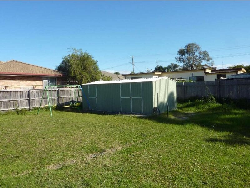 9  Arlington Pl, Forster NSW 2428