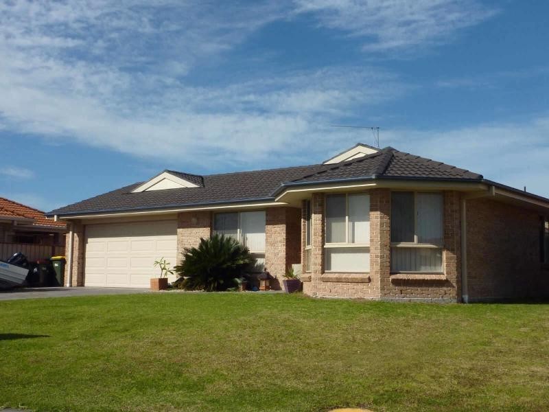 8  Eyre Cres, Forster NSW 2428