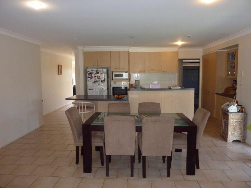 8  Eyre Cres, Forster NSW 2428