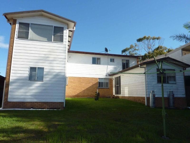 10 Surfview St, Forster NSW 2428