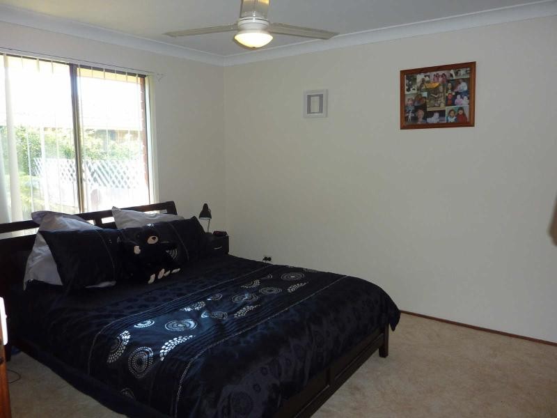 2/5  Fairway Cres, Forster NSW 2428