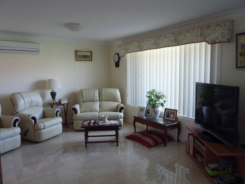 9  De Lore Cres, Tuncurry NSW 2428