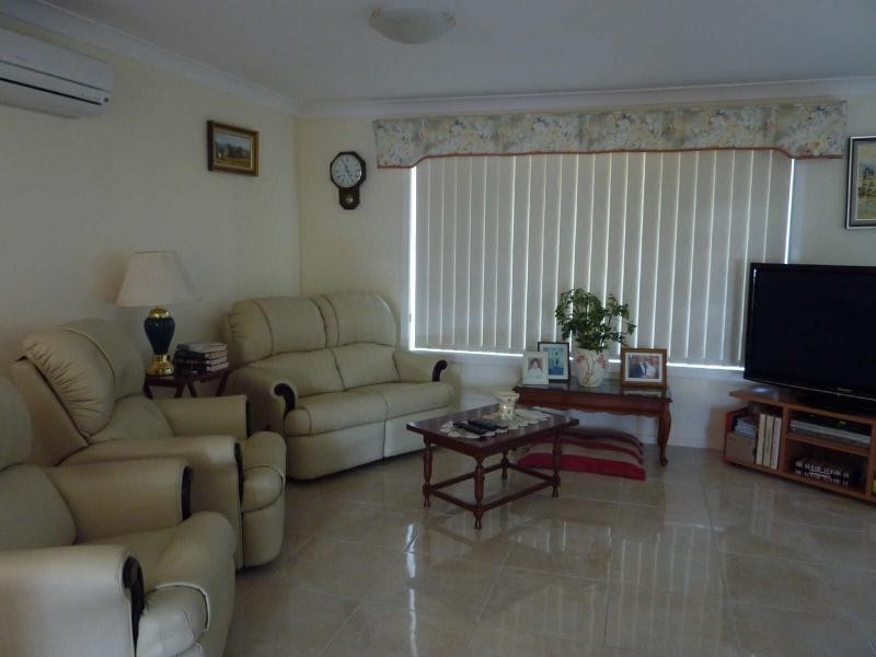 9  De Lore Cres, Tuncurry NSW 2428