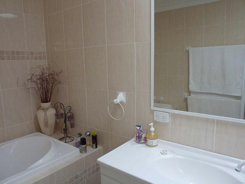 9  De Lore Cres, Tuncurry NSW 2428
