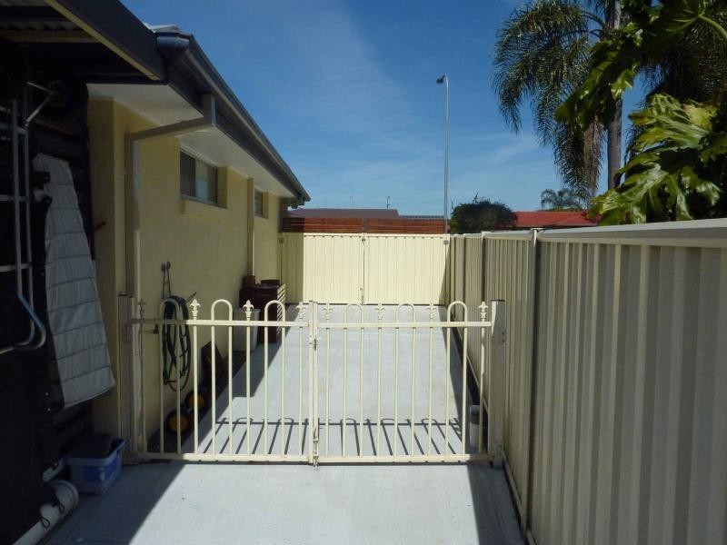 9  De Lore Cres, Tuncurry NSW 2428