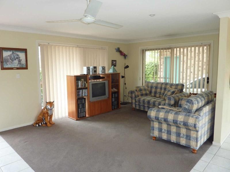 3/11-13  Paruna Ct, Forster NSW 2428