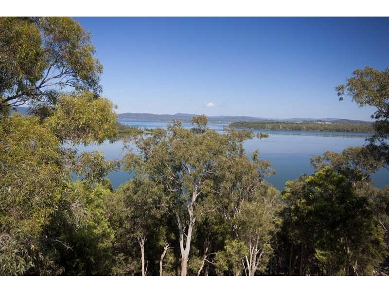 49  Green Point Dr, Green Point NSW 2428