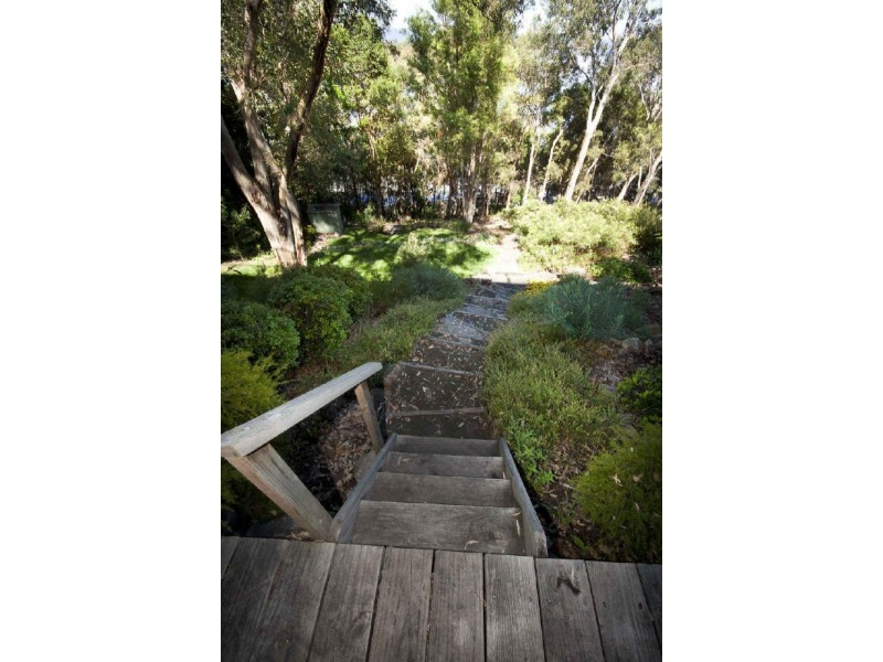 49  Green Point Dr, Green Point NSW 2428