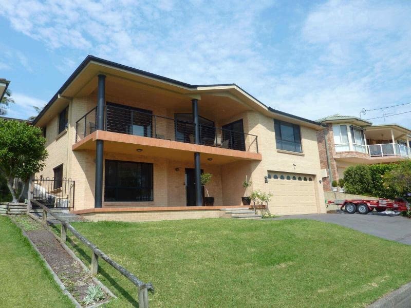 36  Daphne St, Forster NSW 2428