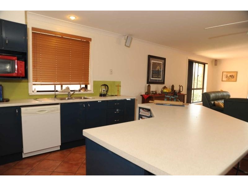 36  Daphne St, Forster NSW 2428