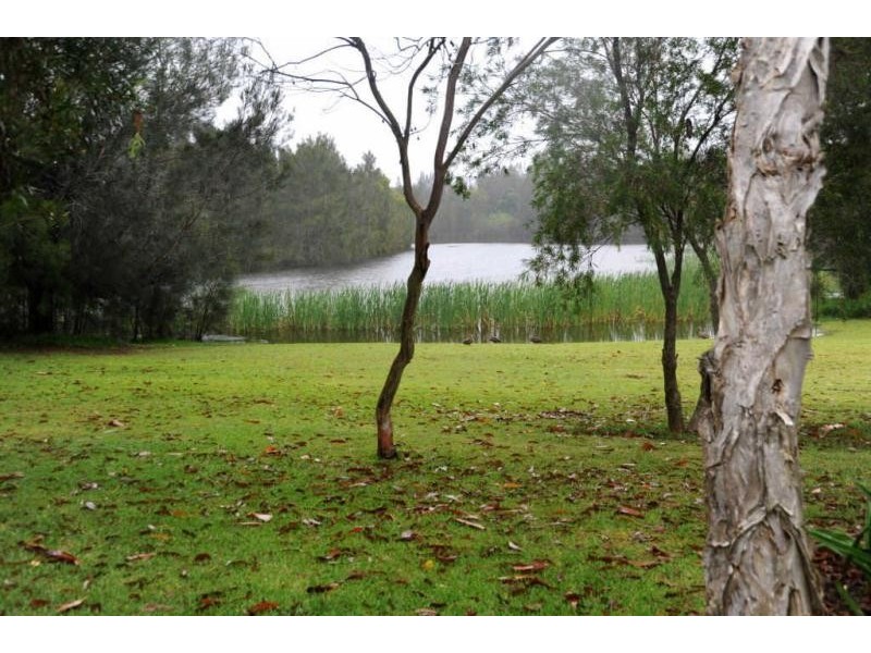 90  Myall Dr, Forster NSW 2428