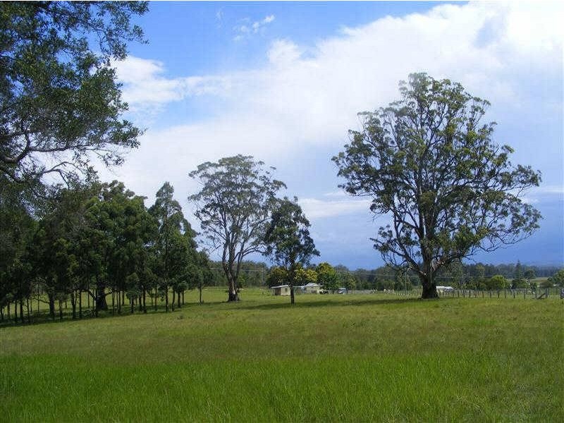 2 14651  Pacific Hwy, Nabiac NSW 2312