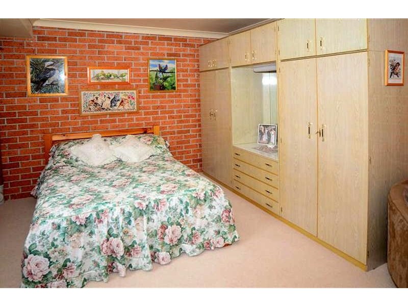 16  Hind Ave, Forster NSW 2428