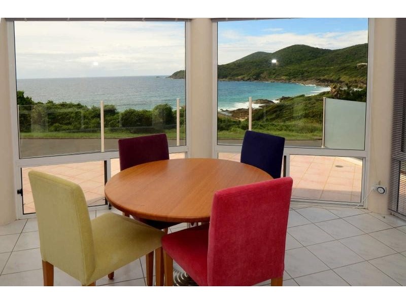 1  Burgess Rd, Forster NSW 2428