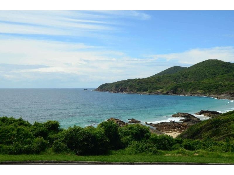 1  Burgess Rd, Forster NSW 2428