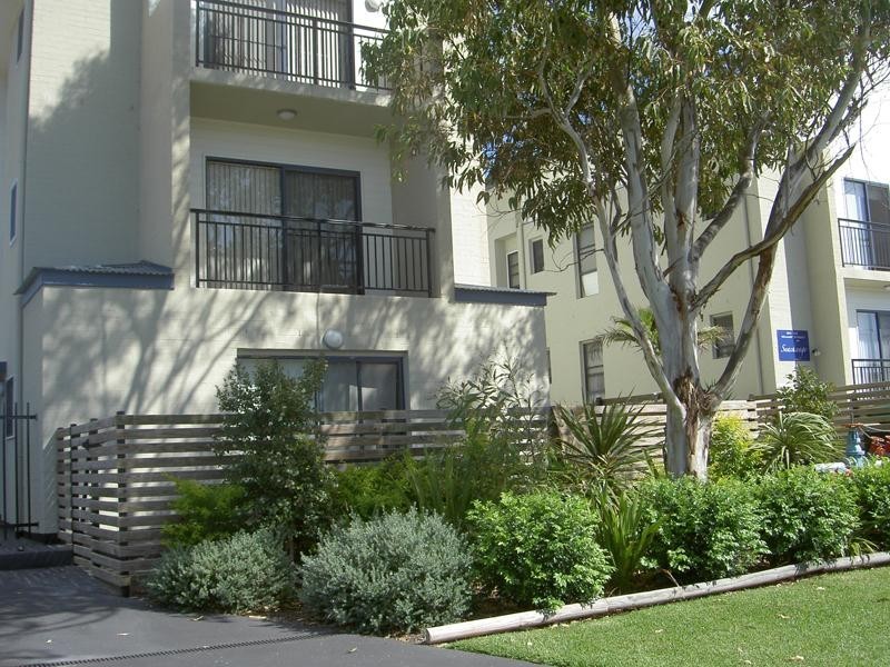 4/60 – 62 Wharf  St, Tuncurry NSW 2428