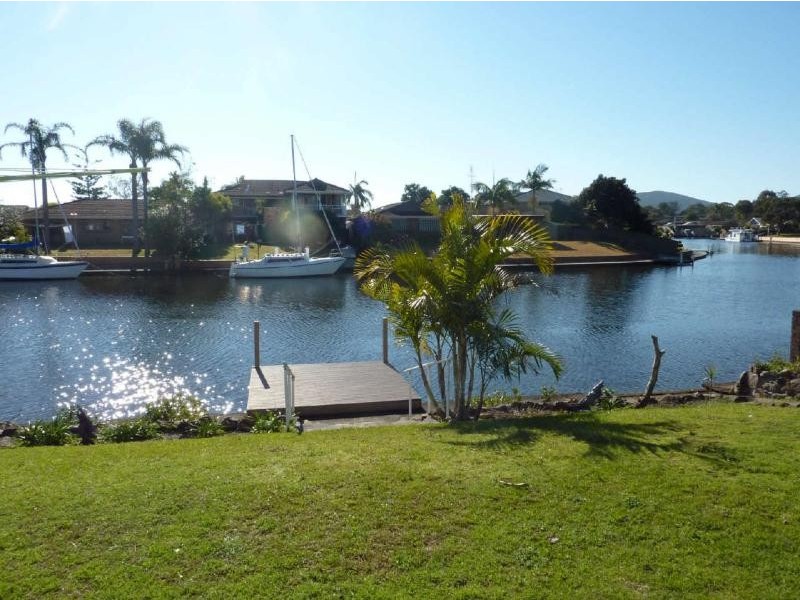 21  Cavill Ave, Forster NSW 2428