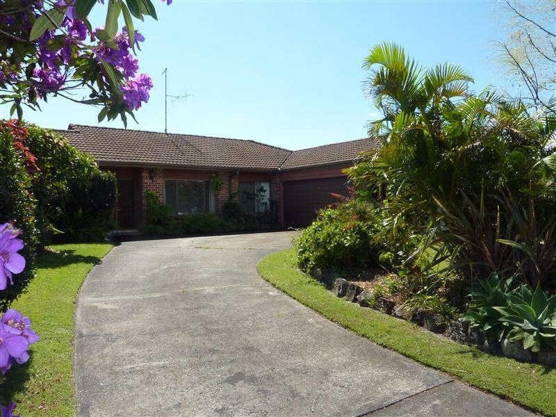 31  Wyuna Pl, Forster NSW 2428