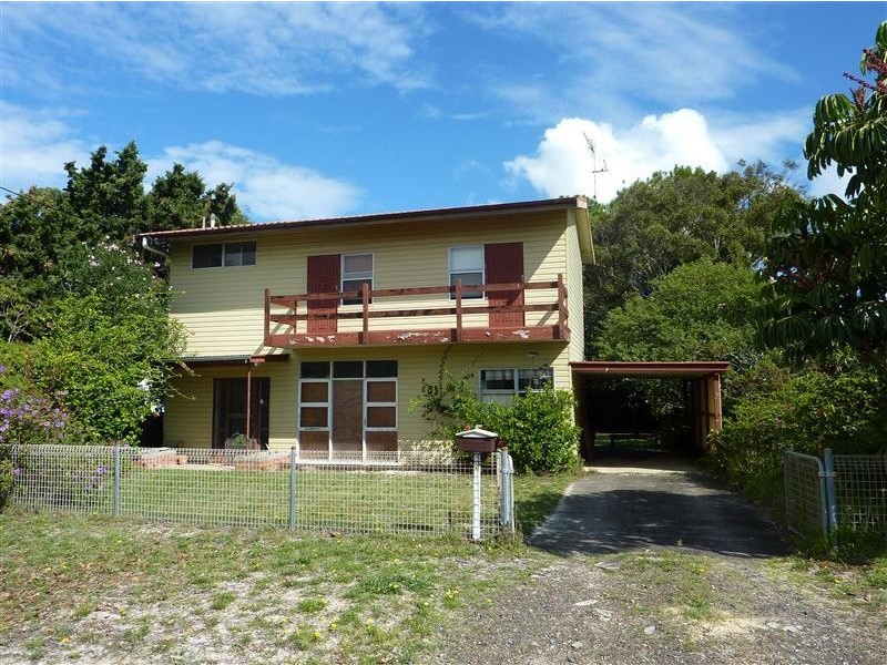 4  Hawke St, Tuncurry NSW 2428