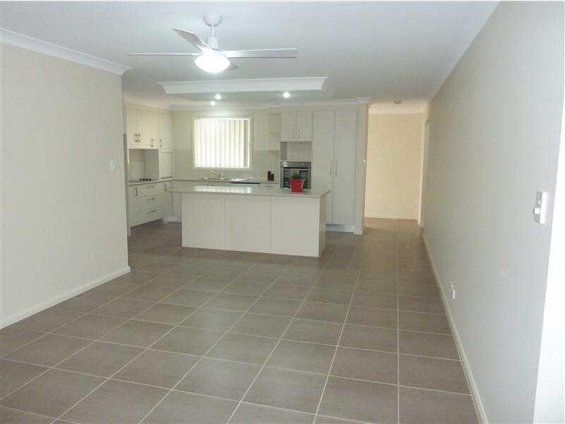 4  Unit 2 Caryota Pl, Forster NSW 2428