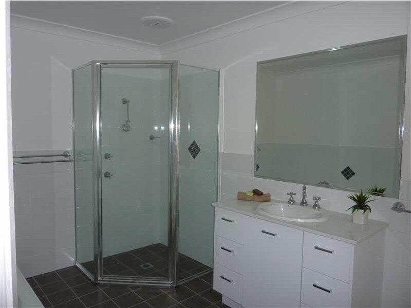 4  Unit 2 Caryota Pl, Forster NSW 2428