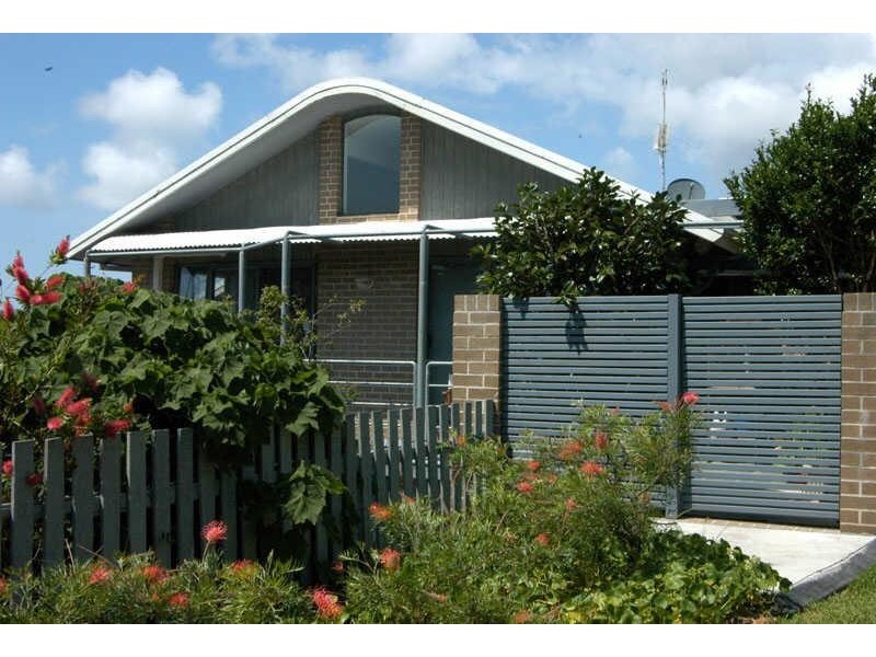 3  Affleck Cl, Forster NSW 2428