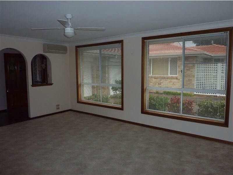 2/28  Argo Pl, Forster NSW 2428