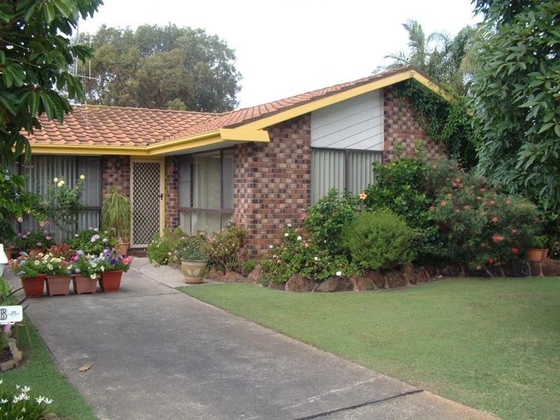 16 Goldens  Rd, Forster NSW 2428