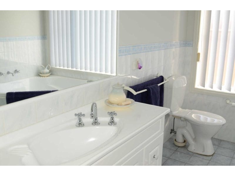 46  Karloo St, Forster NSW 2428