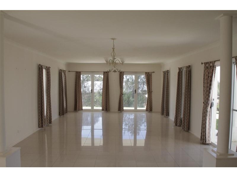 316 Diamond Beach Rd, Diamond Beach NSW 2430