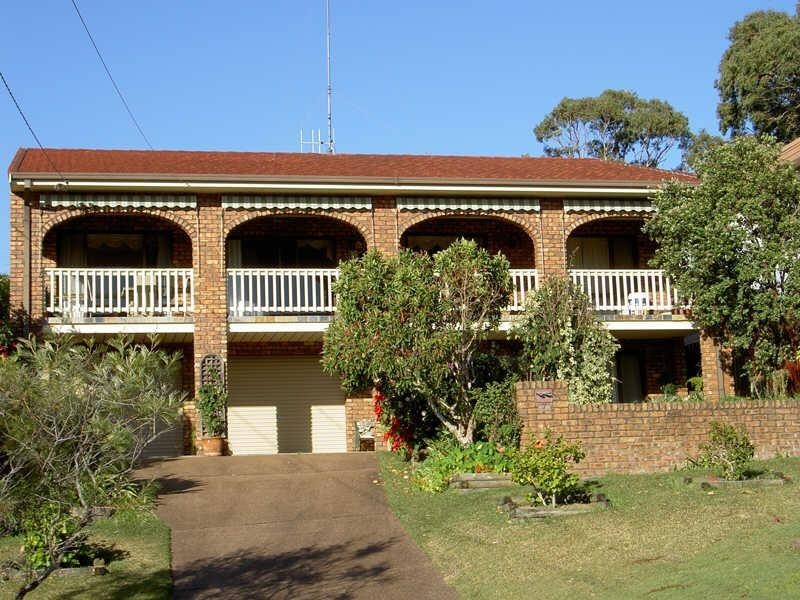 44  Divide St, Forster NSW 2428