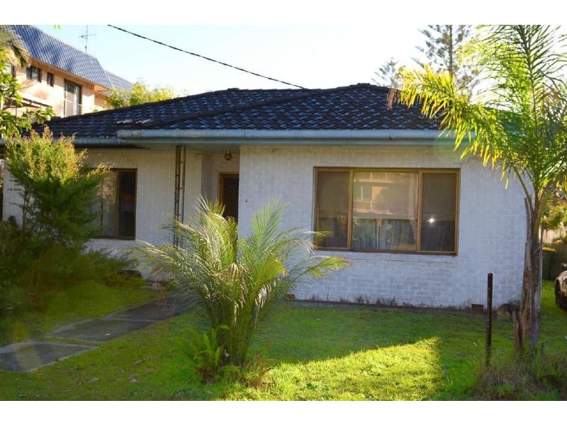22 Wharf St, Tuncurry NSW 2428