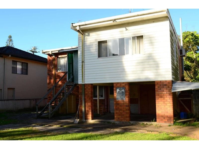 24  Wharf St, Tuncurry NSW 2428